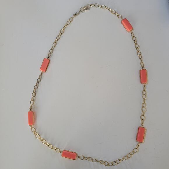 Vintage Gold Tone Chain Necklace Coral Pink Rectangle Bead 36 Inch Retro Jewelry - Picture 1 of 10